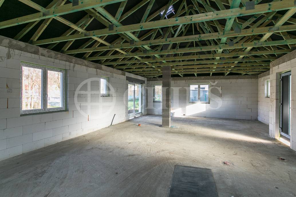 Prodej rodinného domu 4+kk, OV, 100m2, ul. Luční, Vodochody, Praha-východ