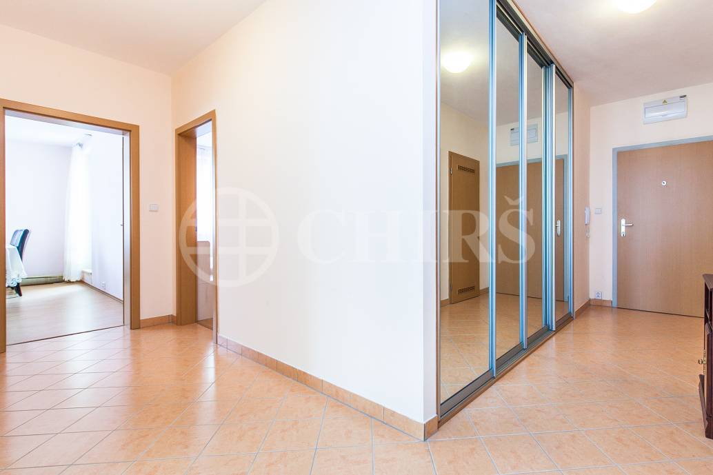 Pronájem bytu 4+kk/B/L/GS, OV, 100m2, ul. Berlínská 1491/9, Praha 10 - Hostivař