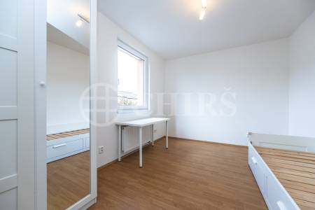 Pronájem řadového domu 4+kk, OV, 100 m2, zahrada 239 m2, Drahelčice, Praha - západ