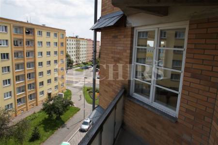 Prodej netradičního bytu 3+1 se dvěma balkony, 125 m2, ul. Křenova 438/3, Praha 6 - Petřiny