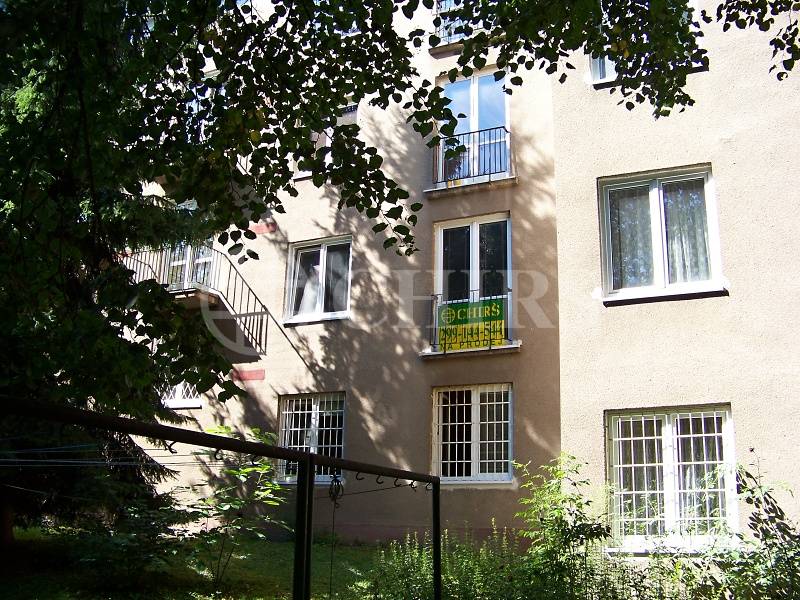 Prodej zrekonstruovaného bytu 3+1, OV, sklep, P6 - Petřiny, ul. Šumberova