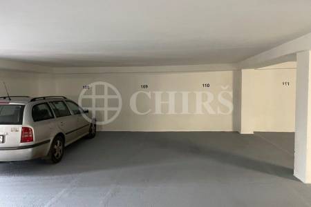 Pronájem garážového stání, 15  m², ul. Pod Klaudiánkou 1205/3a , Praha 4 - Podolí