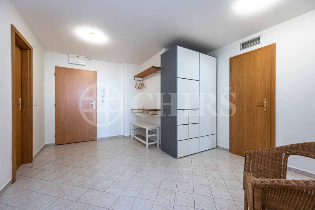 Prodej bytu 2+kk s balkonem, OV, 75m2, ul. Petržílkova 2583/15, Praha 5 - Stodůlky