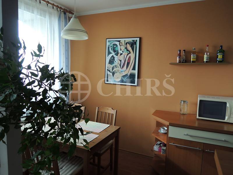 Prodej bytu 3+1/L/S, OV, 77 m2, Praha 6 - Ruzyně, ul. Družicová
