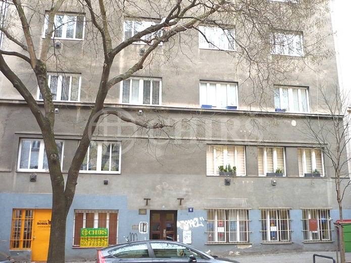 Prodej bytu 2+1, OV, 42m2, ul. Biskupcova 1767/11, P-3