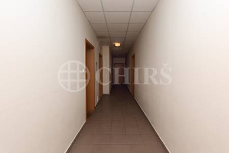 Pronájem komerčního objektu, OV, 112m2, ul. Hrdinů 4, Horoměřice, okr. Praha-západ