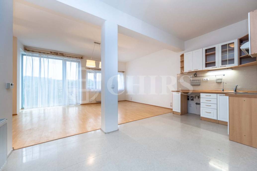 Prodej bytu 2+kk, OV, 57m2, ul. Pod Homolkou 302/31, Praha 5 - Motol