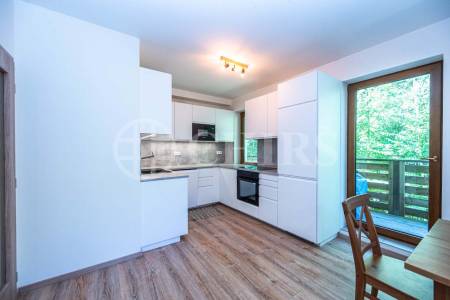 Prodej bytu 3+kk s balkonem, OV, 68m2, Apartmány Hrdlička, Slapy
