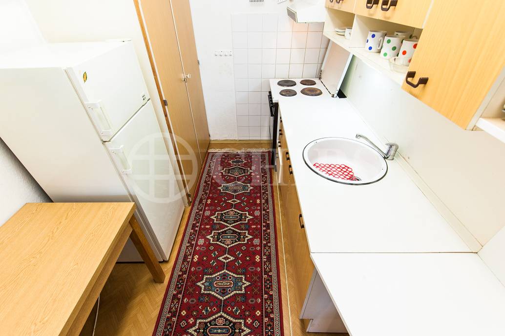 Pronájem bytu 2+kk, OV, 43m2, ul. Seydlerova 2147/11, Praha 5 - Hůrka