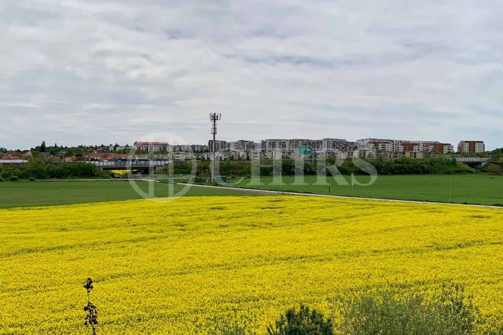 Prodej bytu 2+kk s balkonem, OV, 37m2, ul. Želetická 191/7,  Praha 5 - Zličín