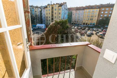 Pronájem bytu 2+kk s balkonem, OV, 57 m2, ul. Jugoslávských partyzánů 938/4, Praha 6 – Dejvice