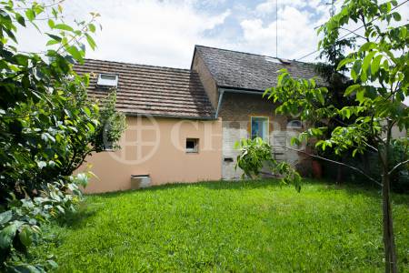 Prodej RD 5+2 kk, cca 110 m2, pozemek 933 m2, obec Železná (Beroun)