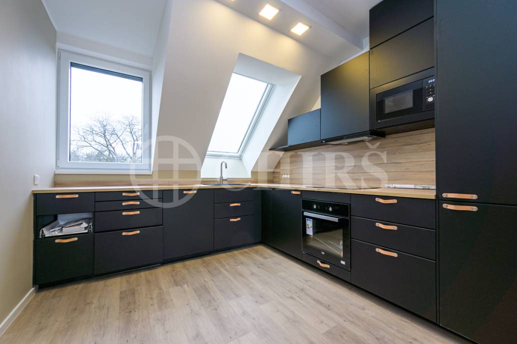 Pronájem bytu 3+kk s terasou, OV, 81m2, ul. Butovická 1006/20, Praha 5 - Jinonice