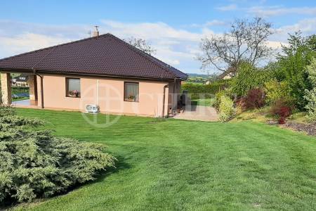 Prodej rodinného domu 4+kk, OV, 122 m², ul. Školní, Cvrčovice