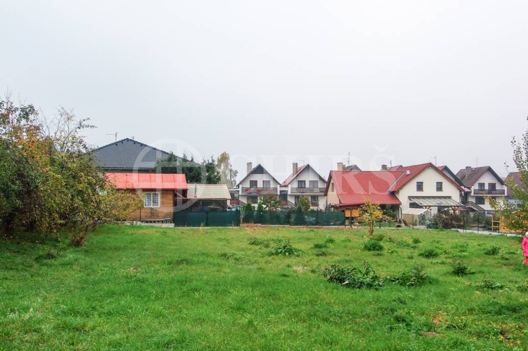 Prodej stavebního pozemku v centru Sušice, 1328m2, ul. Břetislava Pojara, Sušice