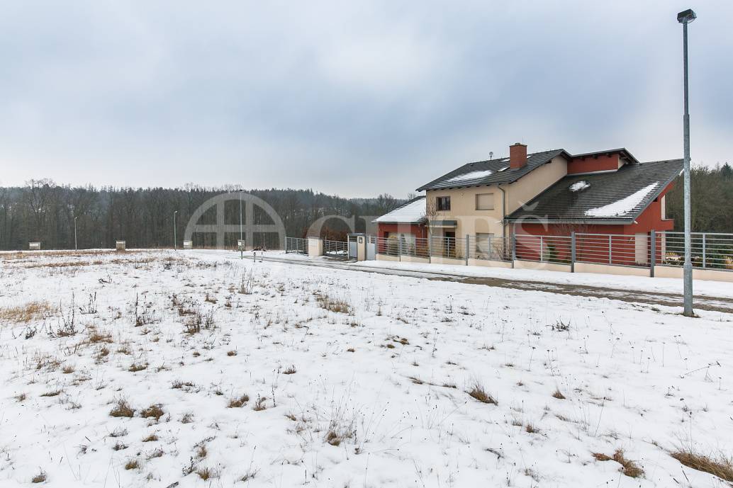 Prodej pozemku, OV, 1885m2, ul. Na Lukách, Unhošť, Středočeský kraj