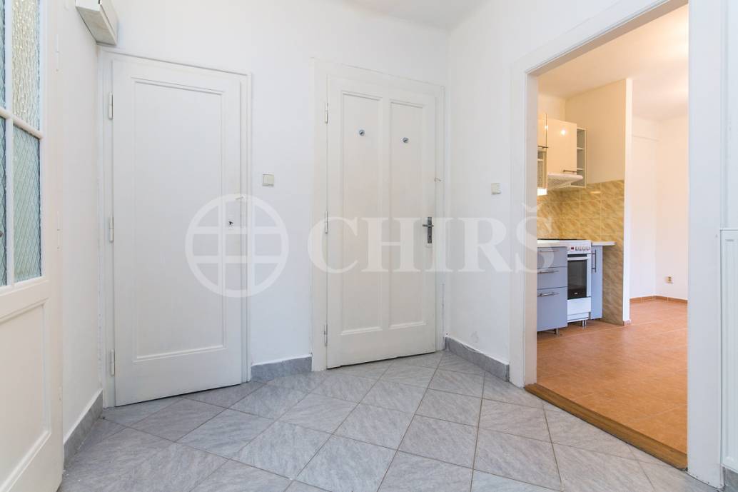 Pronájem bytu 1+1 s terasou, OV, 64m2, ul. Nad Cihelnou 312/28, Praha 4 - Podolí