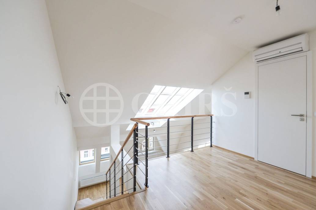 Prodej bytu 4+kk/B/T/G, OV, 161,2 m2, ul. Korunovační 570/18, Praha 7-Bubeneč