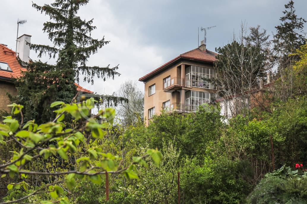 Prodej RD, 492 m2, v ul. K Závěrce, Praha 5
