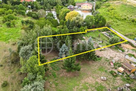 Prodej pozemku, OV, 1729m2, obec Hoštice u Vodochod